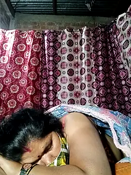 Snapshot of Hot_Falguni chatting on 02-08-25, 07:49 Hot Falguni online show from 02-08-25, 07:49