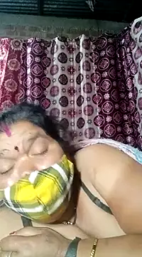 Snapshot of Hot_Falguni chatting on 02-13-25, 01:08 Hot Falguni online show from 02-13-25, 01:08