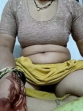 Snapshot of Hot_Falguni chatting on 09-20-25, 02:34 Hot Falguni online show from 09-20-25, 02:34