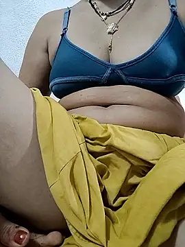 Snapshot of Hot_Falguni chatting on 09-23-25, 03:53 Hot Falguni online show from 09-23-25, 03:53