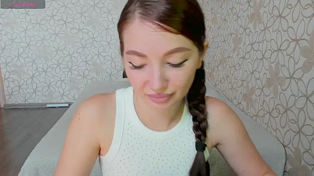 Lissa Cristal online show from 07-19-26, 07:34