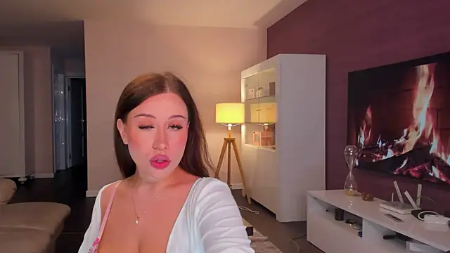 Snapshot of monica_x__ chatting on 10-04-25, 07:23 monica x online show from 10-04-25, 07:23