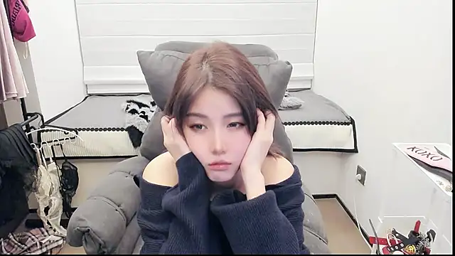 bbtt544 online show from 10-17-25, 03:03