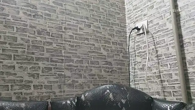 EdithManning online show from 03-05-25, 02:23