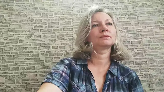 EdithManning online show from 09-15-25, 05:18