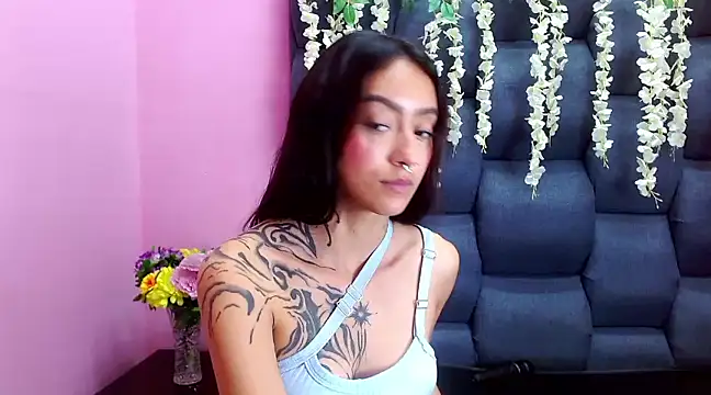 Miaa Thopmson online show from 03-07-25, 09:59