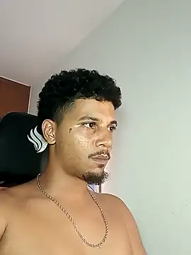 Snapshot of gugao666 chatting on 12-06-24, 07:43 gugao666 online show from 12-06-24, 07:43