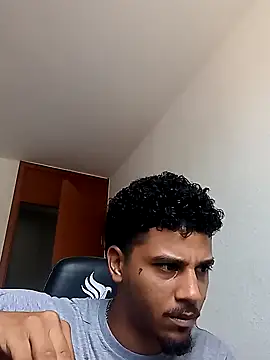 Snapshot of gugao666 chatting on 12-06-24, 10:49 gugao666 online show from 12-06-24, 10:49