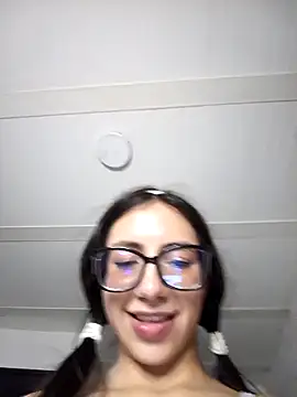 MissAfroditha online show from 11-25-25, 04:23