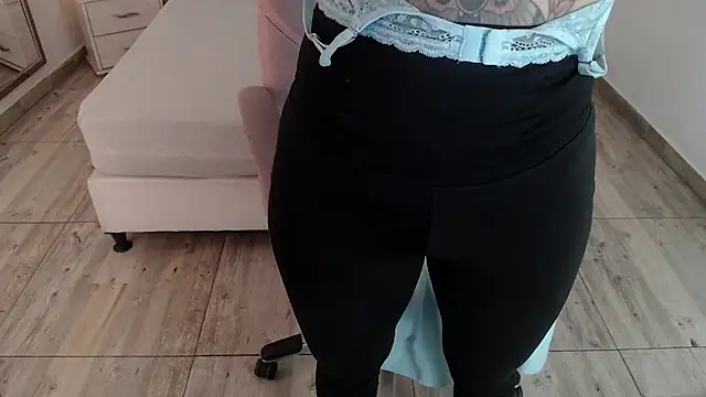 Snapshot of Sam_mansson66 chatting on 03-05-25, 12:22 Sam mansson66 online show from 03-05-25, 12:22