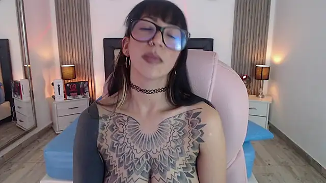 Snapshot of Sam_mansson66 chatting on 03-13-25, 06:23 Sam mansson66 online show from 03-13-25, 06:23