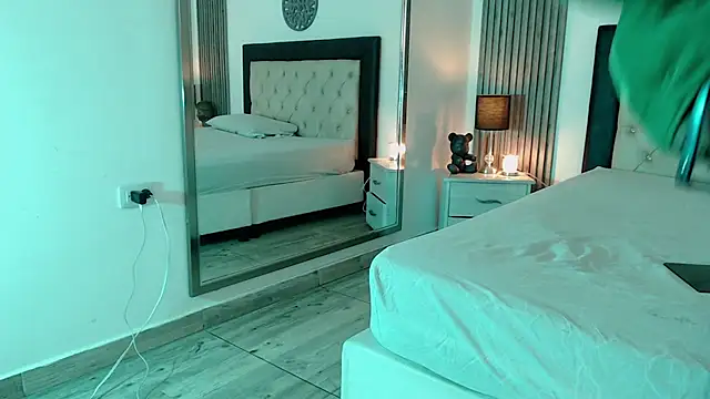 Snapshot of Sam_mansson66 chatting on 03-17-25, 03:18 Sam mansson66 online show from 03-17-25, 03:18