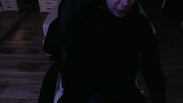 Snapshot of Sam_mansson66 chatting on 09-27-25, 03:39 Sam mansson66 online show from 09-27-25, 03:39