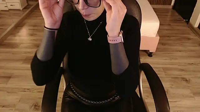 Snapshot of Sam_mansson66 chatting on 11-13-25, 01:32 Sam mansson66 online show from 11-13-25, 01:32