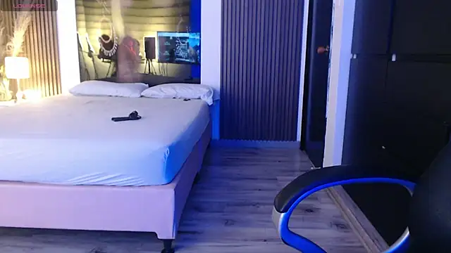 Snapshot of Sam_mansson66 chatting on 11-19-25, 03:12 Sam mansson66 online show from 11-19-25, 03:12