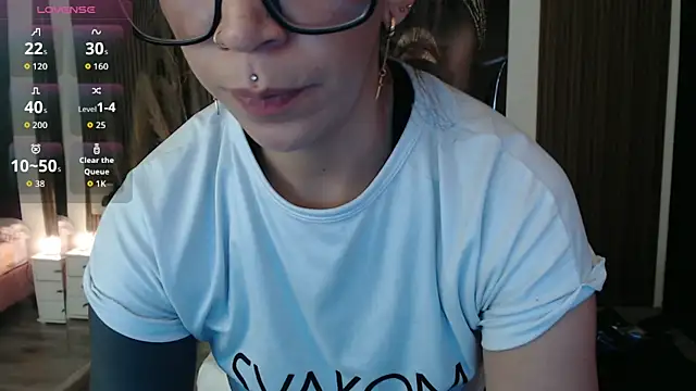 Snapshot of Sam_mansson66 chatting on 11-25-25, 03:34 Sam mansson66 online show from 11-25-25, 03:34