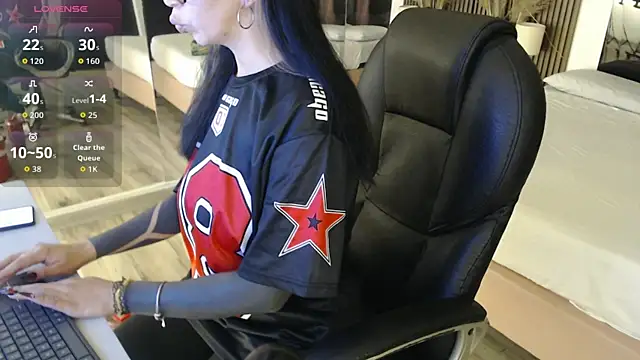 Snapshot of Sam_mansson66 chatting on 12-18-25, 06:58 Sam mansson66 online show from 12-18-25, 06:58