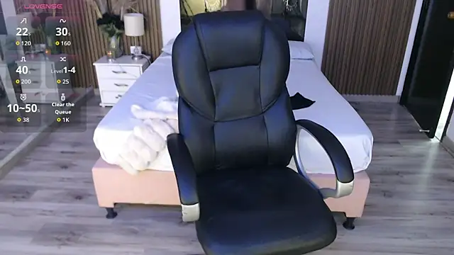 Snapshot of Sam_mansson66 chatting on 12-19-25, 02:24 Sam mansson66 online show from 12-19-25, 02:24