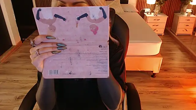 Snapshot of Sam_mansson66 chatting on 02-05-26, 12:10 Sam mansson66 online show from 02-05-26, 12:10