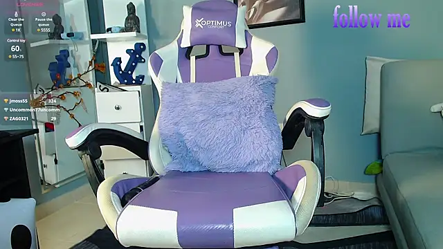 zoey-fox online show from 03-13-25, 05:00