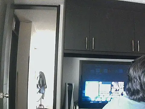 Snapshot of aixs93 chatting on 10-07-25, 07:11 aixs93 online show from 10-07-25, 07:11