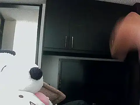 Snapshot of aixs93 chatting on 11-03-25, 03:46 aixs93 online show from 11-03-25, 03:46