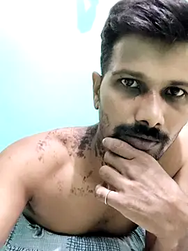 Snapshot of Tamildickxxx chatting on 12-16-24, 03:30 Tamildickxxx online show from 12-16-24, 03:30