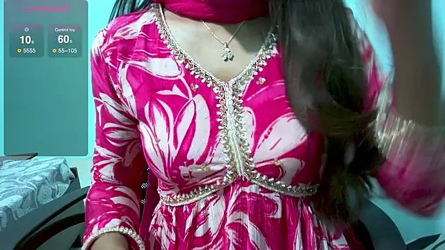 Snapshot of Only_hunny chatting on 02-27-25, 04:32 Only hunny online show from 02-27-25, 04:32