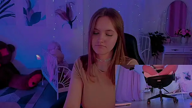 Snapshot of KellyPoter chatting on 12-30-24, 12:09 KellyPoter online show from 12-30-24, 12:09