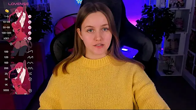 Snapshot of KellyPoter chatting on 02-18-25, 12:06 KellyPoter online show from 02-18-25, 12:06