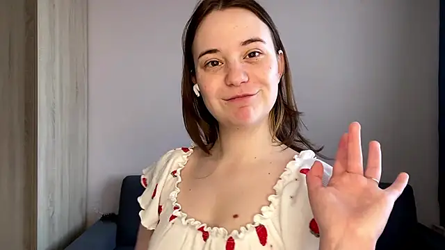 EditaBumford online show from 04-12-26, 07:24