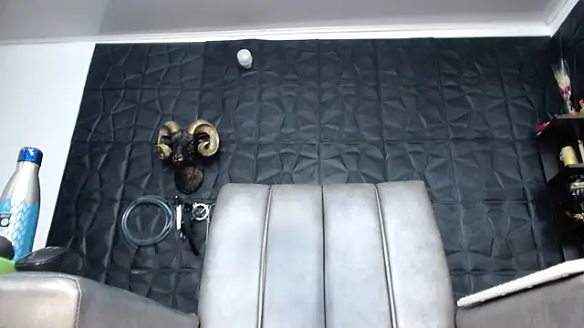 Hanna Fox 69 online show from 04-19-26, 10:58