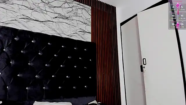 Snapshot of Emelyyy_ chatting on 12-15-24, 02:27 Emelyyy online show from 12-15-24, 02:27