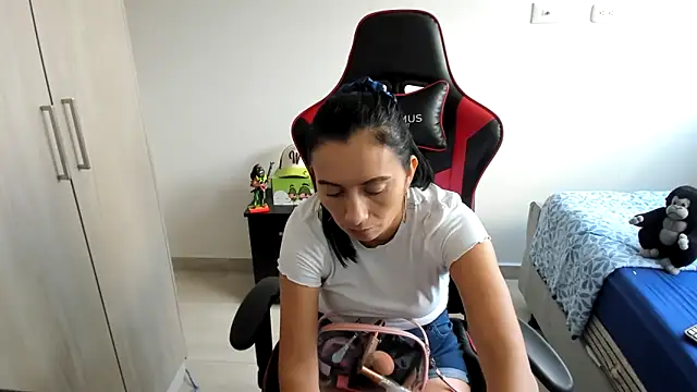 gracekelly12 online show from 09-09-25, 06:18