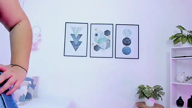 Abriil7 online show from 02-04-25, 03:33