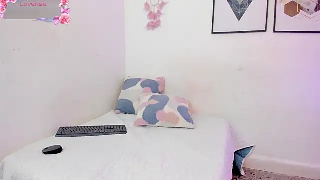 Abriil7 online show from 11-18-25, 03:34