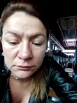 Snapshot of Skylar-Vox- chatting on 03-17-25, 04:33 Skylar-Vox- online show from 03-17-25, 04:33