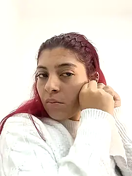 Snapshot of agatha_97_ chatting on 01-03-25, 08:43 agatha 97 online show from 01-03-25, 08:43