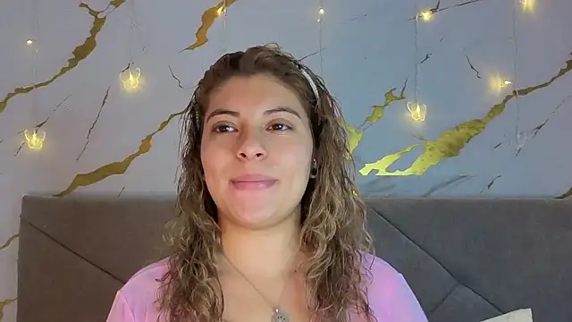 Snapshot of agatha_97_ chatting on 09-18-25, 04:14 agatha 97 online show from 09-18-25, 04:14