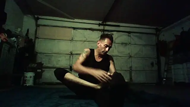 Snapshot of Pumpndeep chatting on 10-06-25, 08:12 Pumpndeep online show from 10-06-25, 08:12