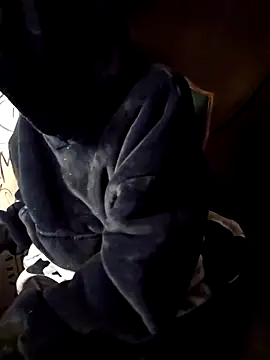 Snapshot of Pumpndeep chatting on 11-26-25, 10:05 Pumpndeep online show from 11-26-25, 10:05