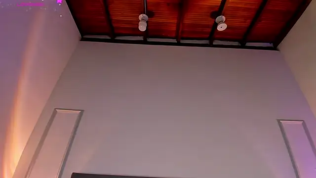 Snapshot of EmmaBecket2 chatting on 02-19-25, 07:17 EmmaBecket2 online show from 02-19-25, 07:17