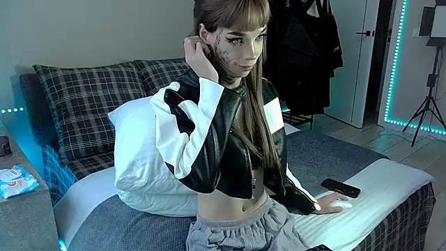 Tanya M online show from 12-27-24, 12:23