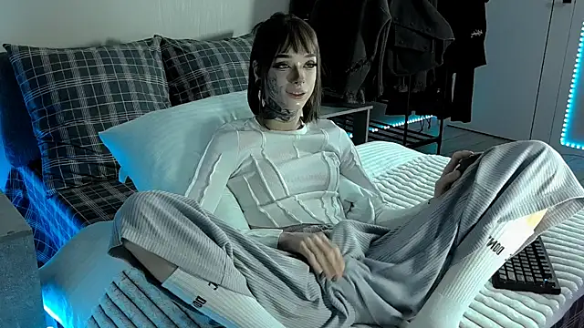 Tanya M online show from 01-18-25, 03:59