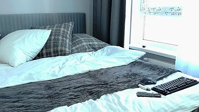 Tanya M online show from 02-14-25, 09:34