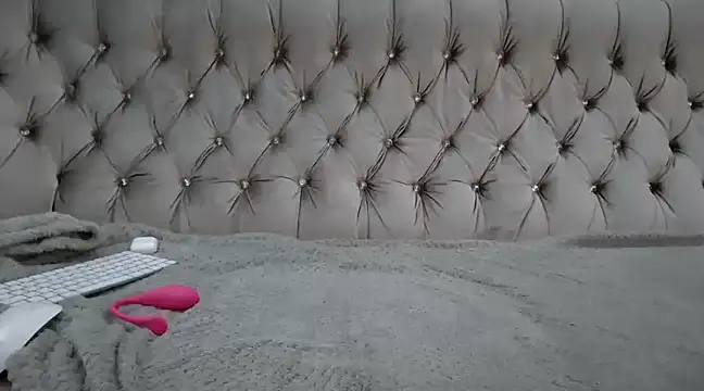 ElliaSquirtGirl online show from 01-18-25, 02:12