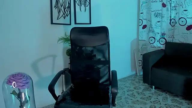 Danielacossio online show from 09-10-25, 02:44