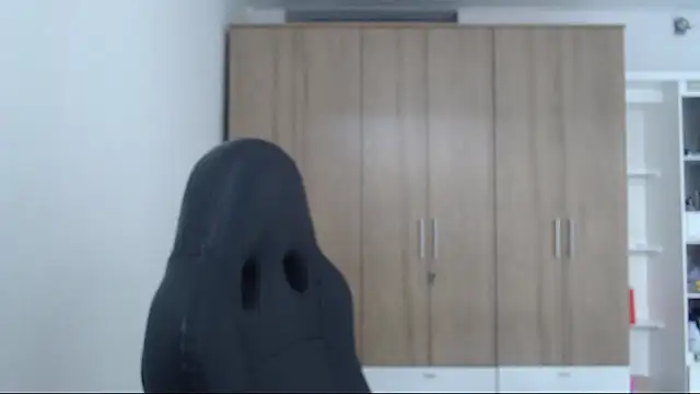 RoxanaLove9 online show from 09-14-25, 06:29