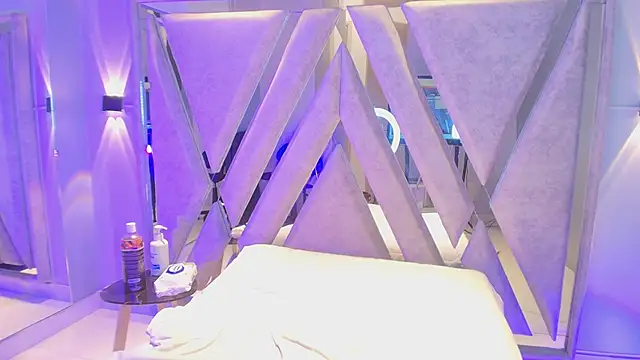 Snapshot of Annie9_ chatting on 03-03-26, 02:56 Annie9 online show from 03-03-26, 02:56