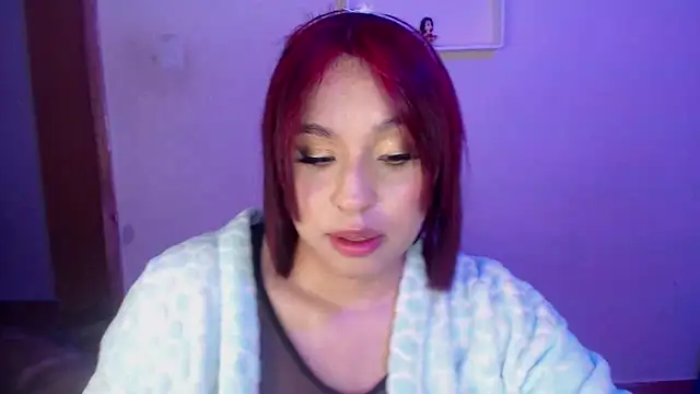 Snapshot of annie3 chatting on 12-18-24, 12:32 annie3 online show from 12-18-24, 12:32